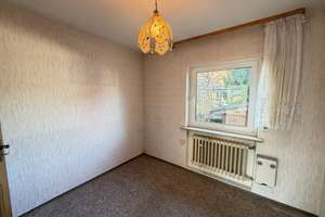 Gepflegtes Zweifamilienhaus mit großem Garten + Wintergarten und drei Garagen-Stellplätzen – Die vollständige Adresse der Immobilie erhältst du vom Anbieter., 90765 Sack, Braunsbach, Bislohe, Steinach, Fürth – Vorschaubild 6