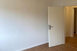Renovierte 3. Zi.- Wohnung mit 2 Balkonen und Küche – Urftstraße 111, 41239 Schmölderpark, Mönchengladbach – Vorschaubild 5