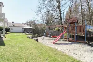Richtig zuhause: Gepflegtes Einfamilienhaus mit Garten, einer Garage und 3 Freistellplätzen! – Starnberg (Kreis) – Vorschaubild 24