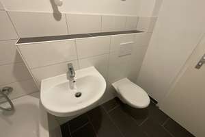 Frisch renovierte 1 Zimmer-Wohnung mit modernem Duschbad und Balkon – 22417 Langenhorn, Hamburg – Vorschaubild 9