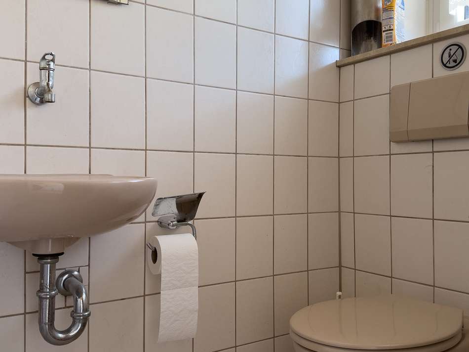 OG: separates WC