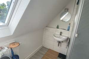 Schöne Ein-Zimmer-Dachgeschoss-Wohnung in Stuttgart-Weilimdorf – Die vollständige Adresse der Immobilie erhältst du vom Anbieter., 70499 Weilimdorf (Ortsteil), Stuttgart – Vorschaubild 5