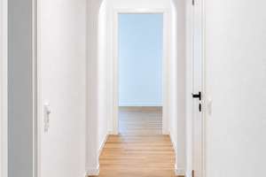 Frisch renovierte 2,5 Zimmer Eigentumswohnung mit Loggia, Tiefgarage und ruhiger Lage in Alt SB. – Graf-Simon-Straße 14, 66117 Alt-Saarbrücken, Saarbrücken – Vorschaubild 14