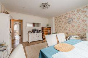 Modernisierte 2-Zimmer-Wohnung mit Einbauküche, eigenem Gartenanteil und Loggia in Kiel – Die vollständige Adresse der Immobilie erhältst du vom Anbieter., 24116 Schreventeich, Kiel – Vorschaubild 4