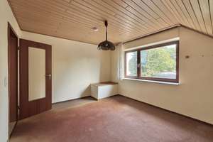 Solides & großzügiges Architektenhaus mit schönem Garten in reizvoller Wohnlage – Die vollständige Adresse der Immobilie erhältst du vom Anbieter., 30938 Burgwedel – Vorschaubild 15
