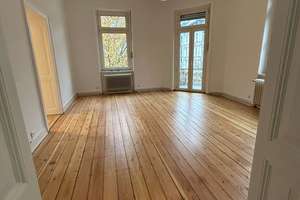 Schöne Altbaucharme 4-Zimmer Wohnung im 2. OG mit Balkon in Wiesbaden-Mitte – Sedanplatz 7, 65183 Westend / Bleichstraße, Wiesbaden – Vorschaubild 8