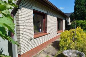 Bungalow mit 4-5 Zimmern in Hamburg-Neugraben-Fischbek – Die vollständige Adresse der Immobilie erhältst du vom Anbieter., 21149 Neugraben-Fischbek, Hamburg – Vorschaubild 2