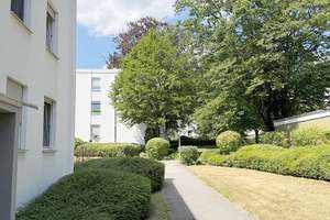 Großzügige 2 Zimmer Wohnung mit Balkon in Bestlage Wiesbaden-Biebrich – Die vollständige Adresse der Immobilie erhältst du vom Anbieter., 65187 Biebrich, Wiesbaden – Vorschaubild 2