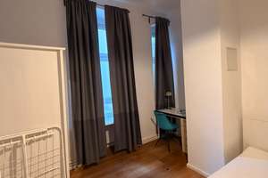 Charmante 4-Zimmer-Altbauwohnung mit Balkon in Moabit Bezugsfreie – Huttenstrasse 71, 10553 Moabit, Berlin – Vorschaubild 10