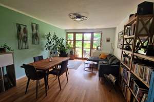 3-Zimmer-Wohnung in Berlin-Niederschönhausen mit Tiefgaragenstellplatz und Terrasse mit Gartenzugang
