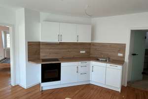 Renovierte 2 Zimmer Wohnung im Herzen von Stuttgart, wahlweise möbliert – Die vollständige Adresse der Immobilie erhältst du vom Anbieter., 70190 Oberer Schlossgarten, Stuttgart – Vorschaubild 3