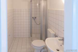 Selbst einziehen oder vermieten? Zentrale 3-Zimmer-Wohnung mit Loggia in Brackwede – Die vollständige Adresse der Immobilie erhältst du vom Anbieter., 33647 Brackwede, Bielefeld – Vorschaubild 8