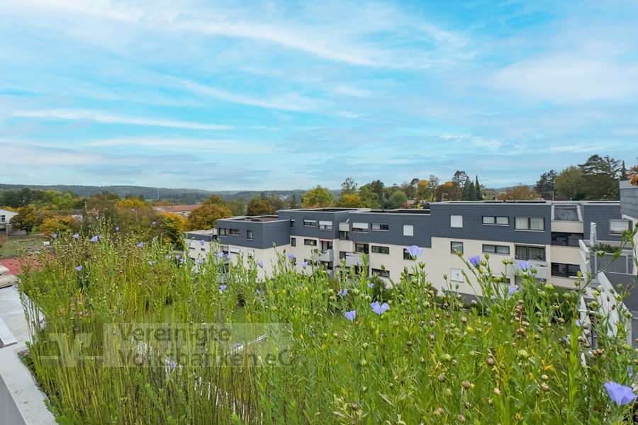 Helle Dachterrassenwohnung mit großzügiger Dachterrasse und Fernblick in Waldenbuch, Böblingen Kreis – Bild 3