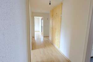 Charmante 3-Zimmer-Dachgeschosswohnung in der Ulmer Weststadt – Die vollständige Adresse der Immobilie erhältst du vom Anbieter., 89077 Weststadt, Ulm – Vorschaubild 4