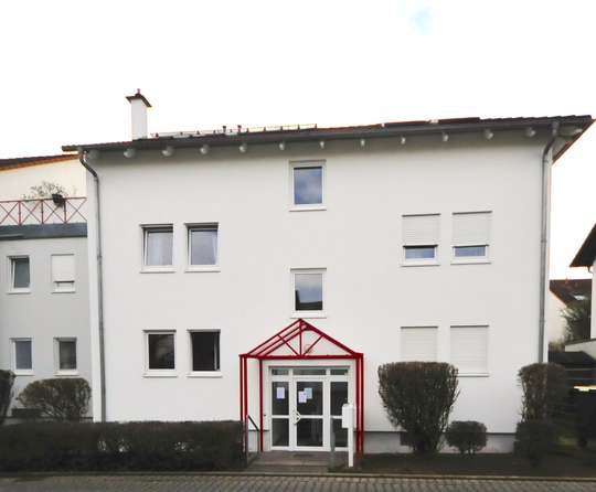 Helle Grosszugigie Gartenwohnung In Ruhiger Anliegerstrasse Mit Tiefgaragenplatz