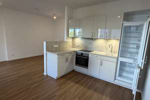 2. Bezug, 3-Zimmer-Wohnung mit Küche & Balkon – Hochstr. 12b, 13357 Gesundbrunnen, Berlin – Vorschaubild 1