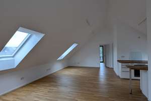 Schöne Dachgeschosswohnung in Eberstadt ab 01.10.2026 – Heinrich-Delp-Straße 93, 64297 Eberstadt, Darmstadt – Vorschaubild 7
