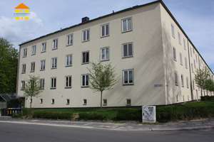 Lichtdurchflutet Wohnung mit Balkon & Einbauküche! – Hofer Straße 34, 9130 Sonnenberg, Chemnitz – Vorschaubild 1