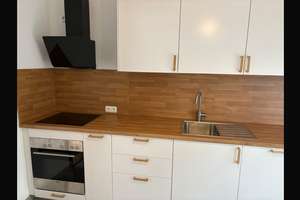 2 große Balkone, 2 Schlafzimmer, eine neue EBK, TGL-Bad, bei uns bekommen Sie ALLES! – Haselstr. 2, 65191 Bierstadt, Wiesbaden – Vorschaubild 2
