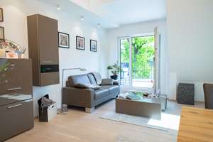 ** MODERNES DESIGN TRIFFT GEMÜTLICHKEIT, DACHGESCHOSSWOHNUNG MIT GALERIEFLÄCHE ** – Die vollständige Adresse der Immobilie erhältst du vom Anbieter., 81827 Waldtrudering, München – Vorschaubild 4