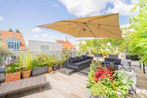 SecretHideaway: Finest roof  top terrace downtown Berlins Holy Trinity