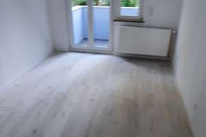 Erstbezug! Top-Kernsanierte 3- Zi.-Wohnung im 1. OG mit Balkon in Bonn- Zentrum Provisionsfrei! – 53113 Bonn-Zentrum, Bonn – Vorschaubild 2