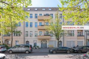 IMMOBERLIN.DE - Helle einzugsfreie Altbauwohnung mit ruhiger Terrasse in beliebter Kiezlage – Die vollständige Adresse der Immobilie erhältst du vom Anbieter., 12487 Johannisthal, Berlin – Vorschaubild 2