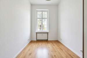 Bezugsfrei – 2 Zimmer mit Balkon & Stellplatz in einem der schönsten Wohnparks Berlins – Die vollständige Adresse der Immobilie erhältst du vom Anbieter., 13125 Buch, Berlin – Vorschaubild 4