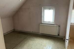 Sanierungsbedürftiges Einfamilienhaus mit großem Grundstück – Die vollständige Adresse der Immobilie erhältst du vom Anbieter., 41472 Holzheim, Neuss – Vorschaubild 6