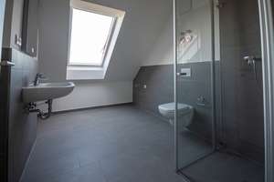 Wohnen in kleinstrehlen | 2 Bäder | Fußbodenheizung | Dachbalkon | Galerie | Tiefgarage – Reicker Straße 33b, 1219 Strehlen, Dresden – Vorschaubild 16