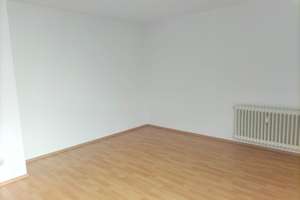 Helle 2 Zimmer Dachgeschosswohnung in Stuttgart Neugereut – Die vollständige Adresse der Immobilie erhältst du vom Anbieter., 70378 Neugereut, Stuttgart – Vorschaubild 2