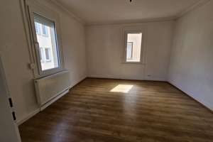 Charmante, helle 3-Zimmerwohnung in zentraler Lage – Enge str. 3, 72764 Reutlingen-Mitte, Reutlingen – Vorschaubild 1