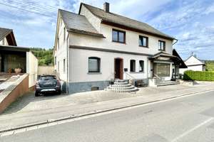 **Geräumiges Wohnhaus mit großzügiger Gewerbefläche in Atzelgift** – Die vollständige Adresse der Immobilie erhältst du vom Anbieter., 57629 Atzelgift – Vorschaubild 2