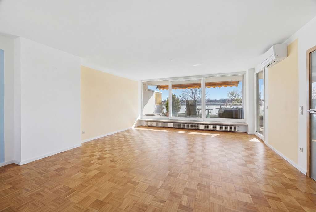 Immobilie in Haar - Außergewöhnliche Dachterrassenwohnung mit großer Südterrasse und traumhaftem Ausblick - Bild 3