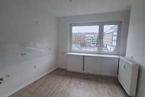 Große 3-Zimmerwohnung in 3. OG eines Mehrparteienhauses – Fröbelstraße 57, 47053 Hochfeld, Duisburg – Vorschaubild 7