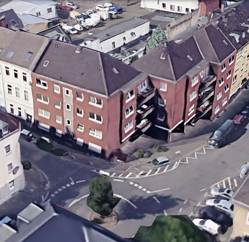 16 - Familienhaus in zentraler Lage - die ideale Kapitalanlage