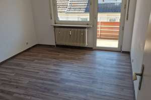 Dachgeschosswohnung WG geeignet – Lochheimer Straße 35, 69124 Kirchheim, Heidelberg – Vorschaubild 8