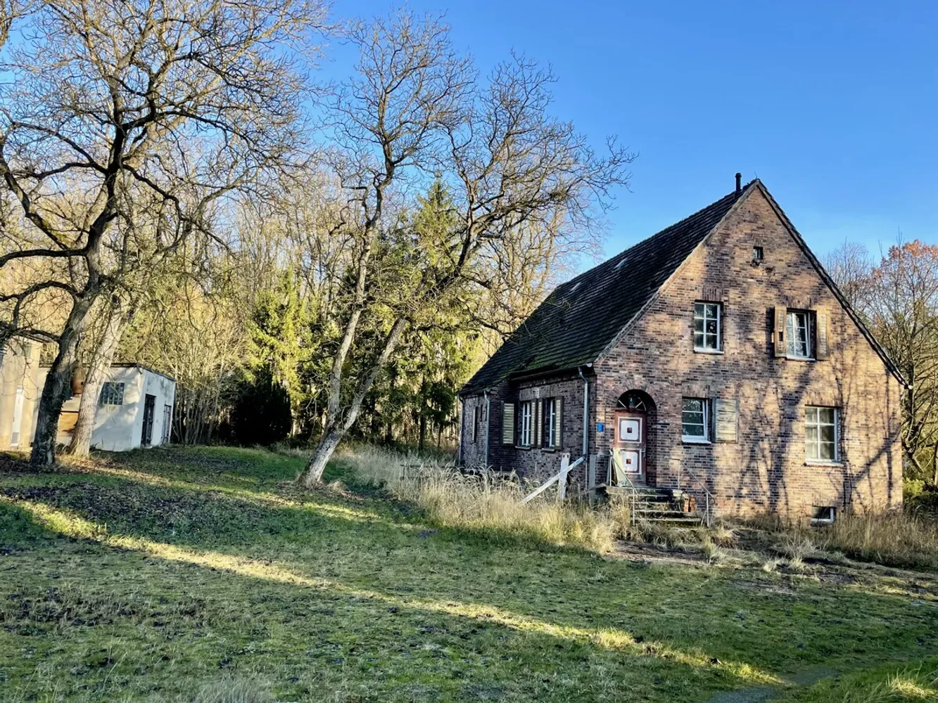 25 Einheiten – 6 Doppelhäuser, 4 Appartements, 9 Zimmer, Gemeinschaftsgebäude & ehemaliges Pflegehe, Mecklenburgische Seenplatte Kreis – Bild 4