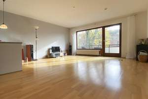 Eigentumswohnung in Alsternähe | 3 Zimmer | Tiefgarage | Balkon