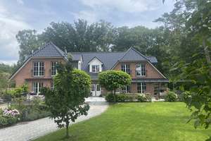 Familienvilla mit separater Einheit im Nibelungenviertel – Raum für Generationen