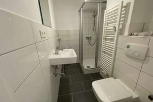 Moderne 1-Zimmer-Wohnung mit Einbauküche – 81669 Haidhausen Süd, München – Vorschaubild 2