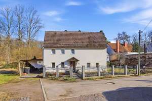 Gemütliches Kleinod mit Garten und Nebengelass in Klipphausen/Roitzschen! – Die vollständige Adresse der Immobilie erhältst du vom Anbieter., 1665 Triebischtal – Vorschaubild 1