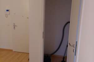 Aufzug! 6.OG Charmante 2-R-Whg Wanne+ Balkon+ EBK! – Pfotenhauerstraße  86, 1307 Johannstadt-Nord, Dresden – Vorschaubild 12