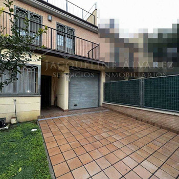 CHALET IN PRIVATER WOHNANLAGE, FREIE MIETE IN PARLA ESTE