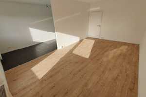 **Ideal für Singles oder Paare** Schöne 2-Raumwohnung mit Laminat und Balkon! – Hans-Grade-Straße 92, 39130 Magdeburg – Vorschaubild 11