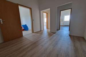großzügige, helle 2-Zimmerwohnung zu vermieten. – Hauptstraße 43b, 2739 Eibau – Vorschaubild 4