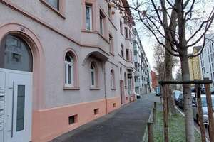 Sonnige 2-Zimmer Altbauwohnung mit Flair und viel Potential