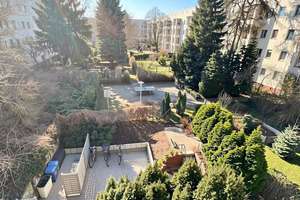 Property thumbnail 12