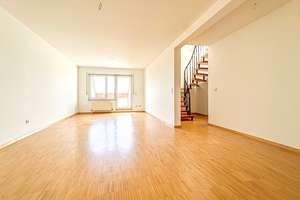 Großzügige und charmante 3-Zimmer Maisonette-Dachgeschoss-Wohnung in Mainz-Kastel – Die vollständige Adresse der Immobilie erhältst du vom Anbieter., 55252 Mainz-Kastel, Wiesbaden – Vorschaubild 2