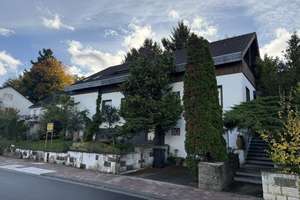 Wohnhaus am Schul- und Sportzentrum-mit ausgebautem Dachstudio-beste Wohnlage – Die vollständige Adresse der Immobilie erhältst du vom Anbieter., 76887 Bad Bergzabern – Vorschaubild 3